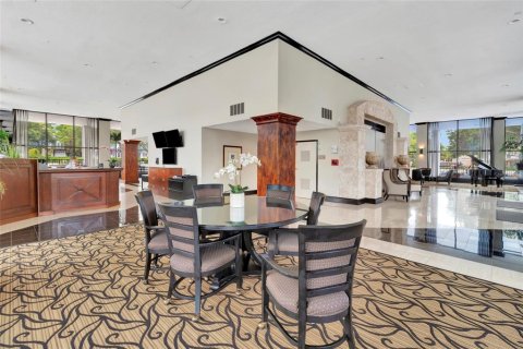 Condo in Orlando, Florida, 2 bedrooms № 2221905 - photo 24