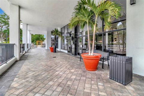 Condo in Orlando, Florida, 2 bedrooms № 2221905 - photo 26