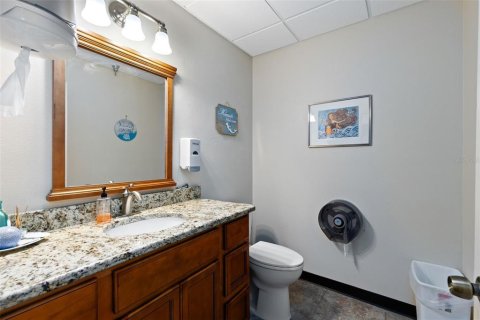 Propiedad comercial en alquiler en Longwood, Florida, 464.51 m2 № 1686464 - foto 17