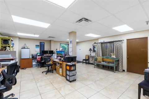 Propiedad comercial en alquiler en Longwood, Florida, 464.51 m2 № 1686464 - foto 24