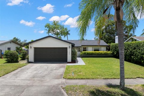 Villa ou maison à vendre à Largo, Floride: 3 chambres, 156.63 m2 № 1918399 - photo 1