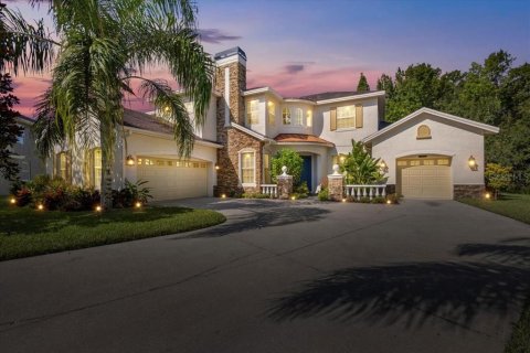 Villa ou maison à vendre à Brandon, Floride: 5 chambres, 370.68 m2 № 1880623 - photo 2