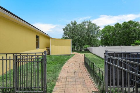 House in Lake Wales, Florida 4 bedrooms, 239.59 sq.m. № 1735567 - photo 5