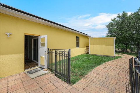 House in Lake Wales, Florida 4 bedrooms, 239.59 sq.m. № 1735567 - photo 6