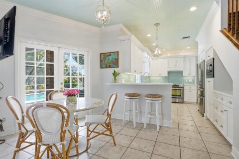 House in Palm Beach Gardens, Florida 4 bedrooms, 312.71 sq.m. № 2401266 - photo 18