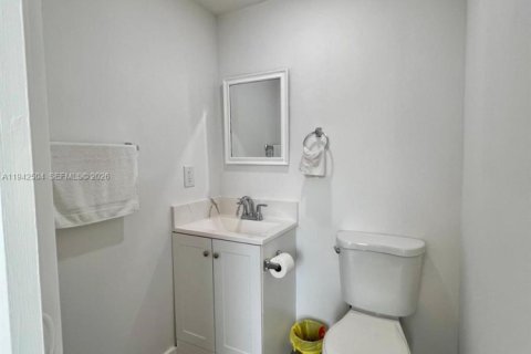 Appartement à louer à Dania Beach, Floride: 2 chambres, 81.1 m2 № 1999161 - photo 12
