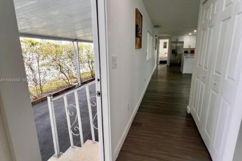 Appartement à louer à Dania Beach, Floride: 2 chambres, 81.1 m2 № 1999161 - photo 6