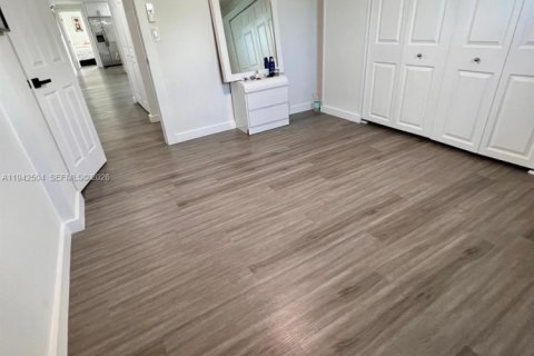 Appartement à louer à Dania Beach, Floride: 2 chambres, 81.1 m2 № 1999161 - photo 9