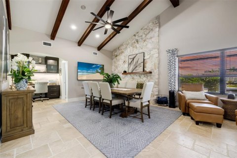 Villa ou maison à vendre à Fort Myers, Floride: 3 chambres, 261.33 m2 № 2206813 - photo 11