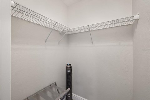 Condo in Kissimmee, Florida, 2 bedrooms  № 2224908 - photo 10
