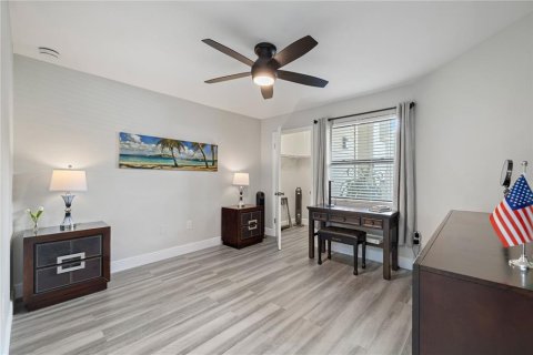 Condo in Kissimmee, Florida, 2 bedrooms  № 2224908 - photo 11