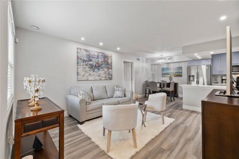 Condo in Kissimmee, Florida, 2 bedrooms  № 2224908 - photo 26