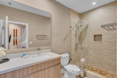 Touwnhouse à vendre à Kissimmee, Floride: 4 chambres, 218.88 m2 № 1518296 - photo 25