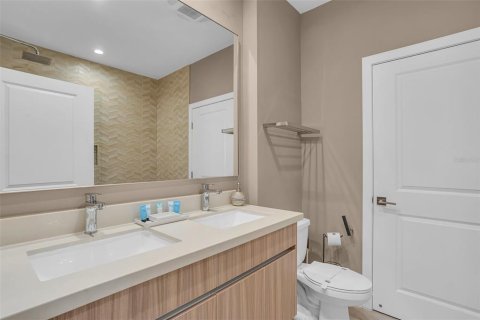 Touwnhouse à vendre à Kissimmee, Floride: 4 chambres, 218.88 m2 № 1518296 - photo 18