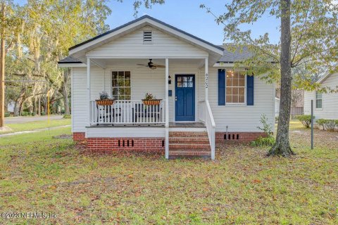 House in Jacksonville, Florida 2 bedrooms, 84.82 sq.m. № 879934 - photo 1