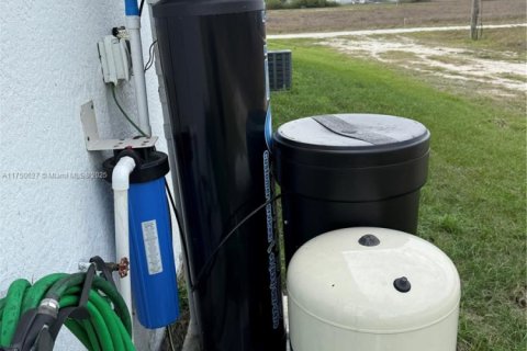 Купить виллу или дом в Лихай-Эйкерс, Флорида 3 спальни, № 1985391 - фото 10