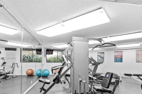 Condominio en alquiler en Key Biscayne, Florida, 2 dormitorios, 133.31 m2 № 1850766 - foto 8