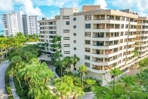 Condominio en alquiler en Key Biscayne, Florida, 2 dormitorios, 133.31 m2 № 1850766 - foto 6