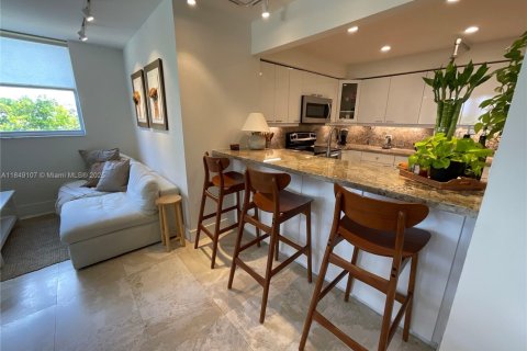 Condominio en alquiler en Key Biscayne, Florida, 2 dormitorios, 133.31 m2 № 1850766 - foto 28