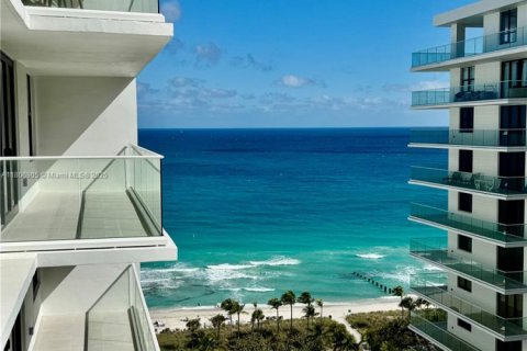 Condo in Bal Harbour, Florida, 2 bedrooms  № 1739294 - photo 24