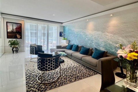 Condo in Bal Harbour, Florida, 2 bedrooms  № 1739294 - photo 8