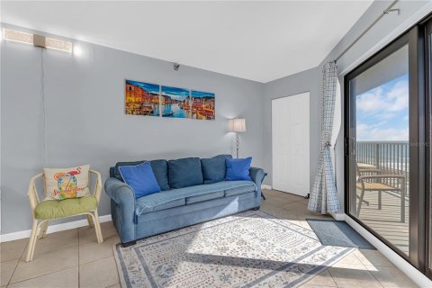 Condo in Daytona Beach, Florida, 2 bedrooms № 2288058 - photo 5