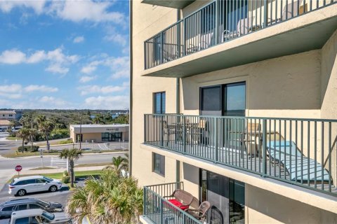 Condo in Daytona Beach, Florida, 2 bedrooms № 2288058 - photo 26