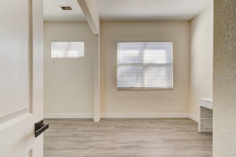 Casa en venta en Daytona Beach, Florida, 2 dormitorios, 91.42 m2 № 2420193 - foto 16