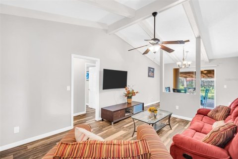 Casa en venta en Largo, Florida, 2 dormitorios, 83.61 m2 № 1880535 - foto 2