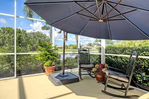 House in Bradenton, Florida 5 bedrooms, 308.25 sq.m. № 1758182 - photo 19