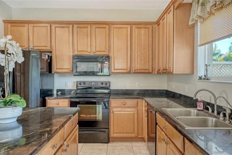 House in Bradenton, Florida 5 bedrooms, 308.25 sq.m. № 1758182 - photo 13