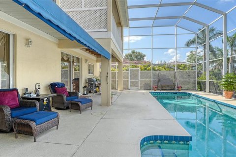 House in Bradenton, Florida 5 bedrooms, 308.25 sq.m. № 1758182 - photo 26