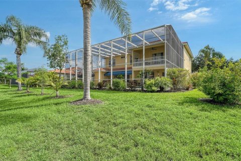 House in Bradenton, Florida 5 bedrooms, 308.25 sq.m. № 1758182 - photo 22