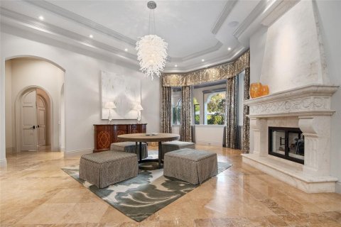 House in Windermere, Florida 5 bedrooms, 699.46 sq.m. № 2100051 - photo 7