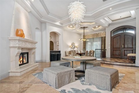 House in Windermere, Florida 5 bedrooms, 699.46 sq.m. № 2100051 - photo 6