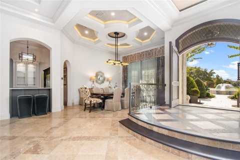 House in Windermere, Florida 5 bedrooms, 699.46 sq.m. № 2100051 - photo 4
