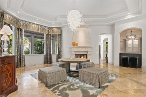 House in Windermere, Florida 5 bedrooms, 699.46 sq.m. № 2100051 - photo 5