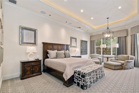 House in Windermere, Florida 5 bedrooms, 699.46 sq.m. № 2100051 - photo 23