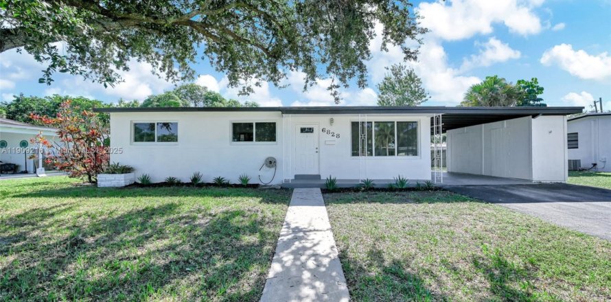 Villa ou maison à Plantation, Floride 4 chambres, 131.18 m2 № 1964791