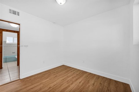 Villa ou maison à vendre à Plantation, Floride: 4 chambres, 131.18 m2 № 1964791 - photo 23