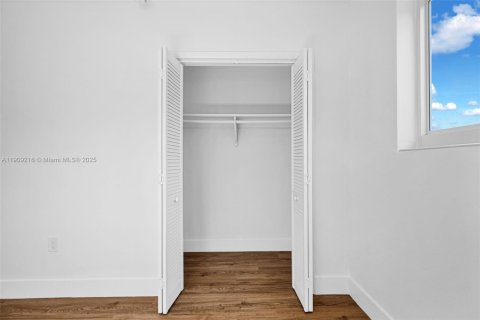 Villa ou maison à vendre à Plantation, Floride: 4 chambres, 131.18 m2 № 1964791 - photo 15