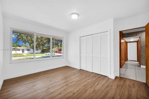 Villa ou maison à vendre à Plantation, Floride: 4 chambres, 131.18 m2 № 1964791 - photo 26