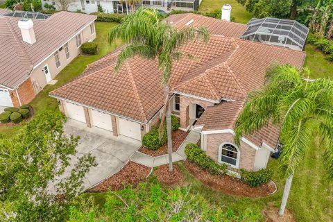 Villa ou maison à vendre à Tampa, Floride: 4 chambres, 276.38 m2 № 2425703 - photo 27