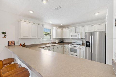Casa en venta en The Villages, Florida, 2 dormitorios, 105.72 m2 № 1817227 - foto 7