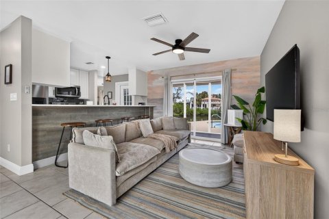 Villa ou maison à vendre à Tampa, Floride: 3 chambres, 152.45 m2 № 2360761 - photo 4