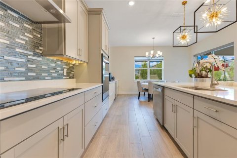 Casa en venta en Orlando, Florida, 5 dormitorios, 330.82 m2 № 1669908 - foto 23
