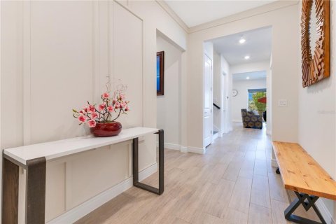 Casa en venta en Orlando, Florida, 5 dormitorios, 330.82 m2 № 1669908 - foto 4