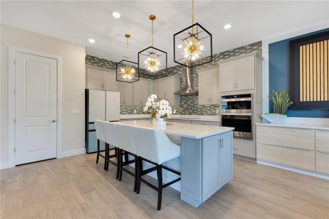 Casa en venta en Orlando, Florida, 5 dormitorios, 330.82 m2 № 1669908 - foto 26