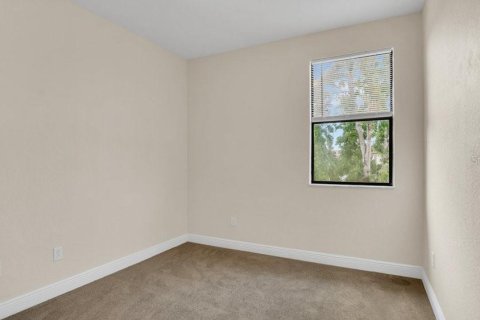 Adosado en alquiler en Orlando, Florida, 3 dormitorios, 155.7 m2 № 1901615 - foto 12