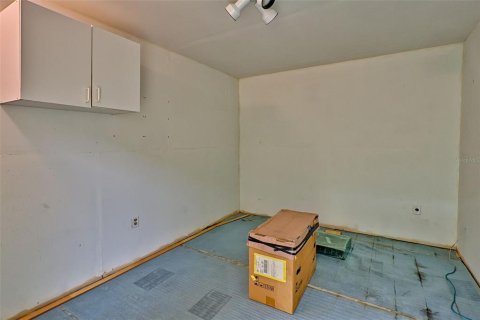 Propiedad comercial en alquiler en Gainesville, Florida, 277.68 m2 № 1440577 - foto 30